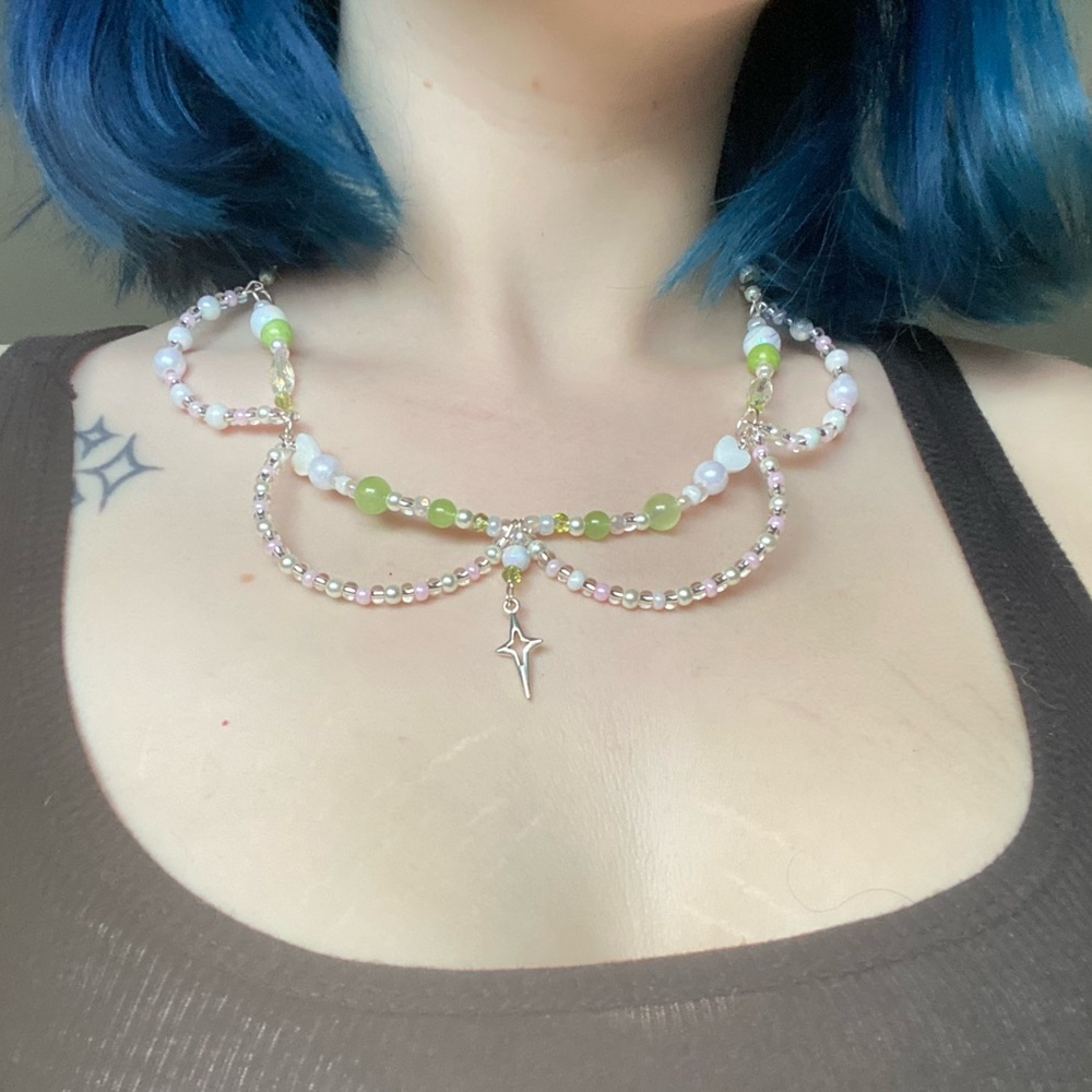 pink & green beaded necklace 🧚🏻‍♂️✨